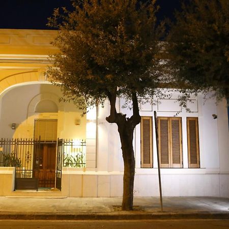 B&B Viro Campi Salentina Bagian luar foto